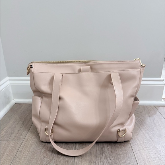 Elkie & Co Aberdeen Blush Tote Diaper Bag w/ Strap, Pouch & Pinstripe Interior - Picture 3 of 10